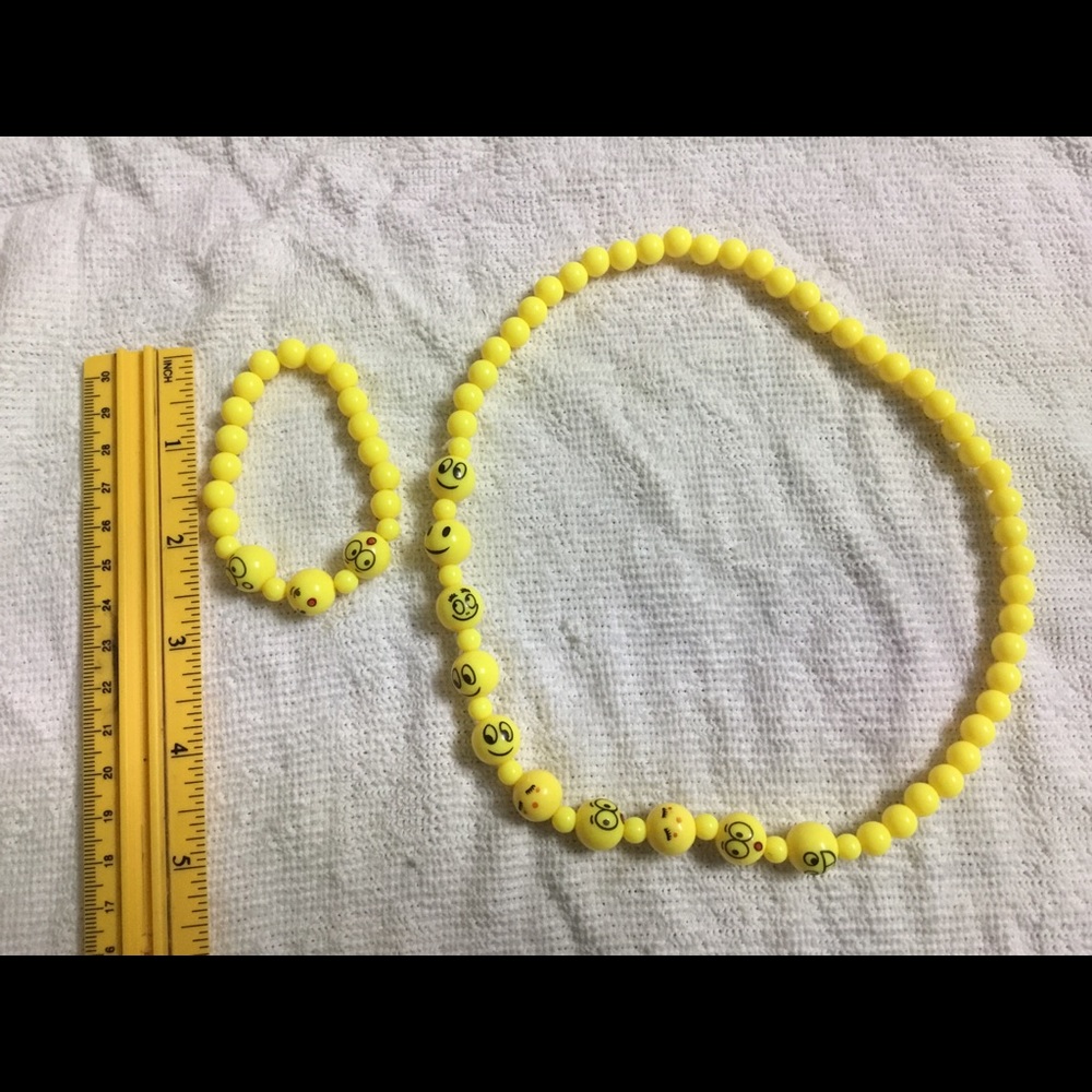Kids Beaded Emoji Necklace and Bracelet (New) - Picture 4 of 4
